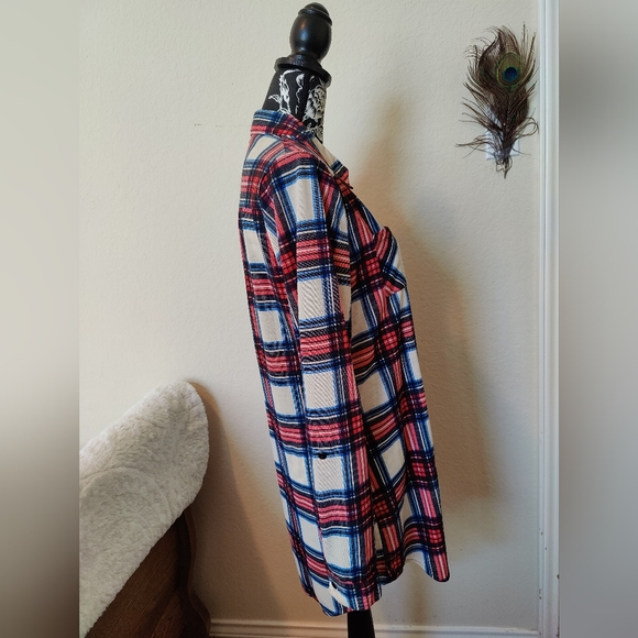 Passport Long soft flannel button down shirt 🔘 (Large) ❤️💙🖤🤍 - Picture 5 of 16